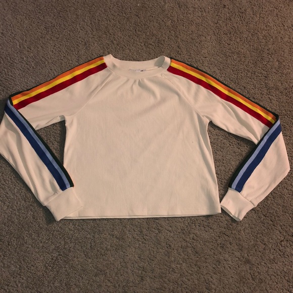 Cropped long sleeve top with striped sleeves - Picture 1 of 3